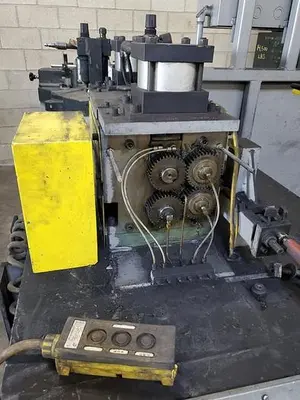 Used DALLAS DRF-412-RH / 74123 Servo Feeders Pennsylvania US | Hildebrand Machinery Co. #1485933