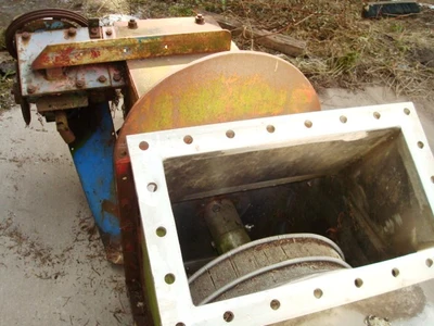 1.5 Sq.M. S/S  Dewatering Screw Press