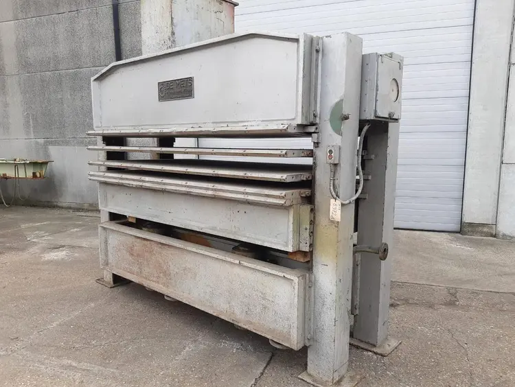 Used DEMETS 80 TON Hydraulic Presses BE | Apt International N.V #362299