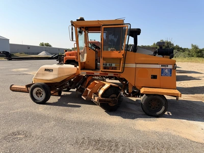 Used ROSCO RB-48 SELF-PROPELLED BROOM Street Sweeper Michigan US | Miedema Asset Management Group #1335776