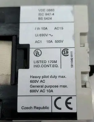 Schneider Electric CA2SK20 Contactor, 10A, 690VAC w/LA4SKE1U Module. 4A43.1
