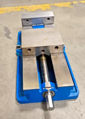 Kurt 654654654635443543543 Machine Vises | Amiron Machinery (5)