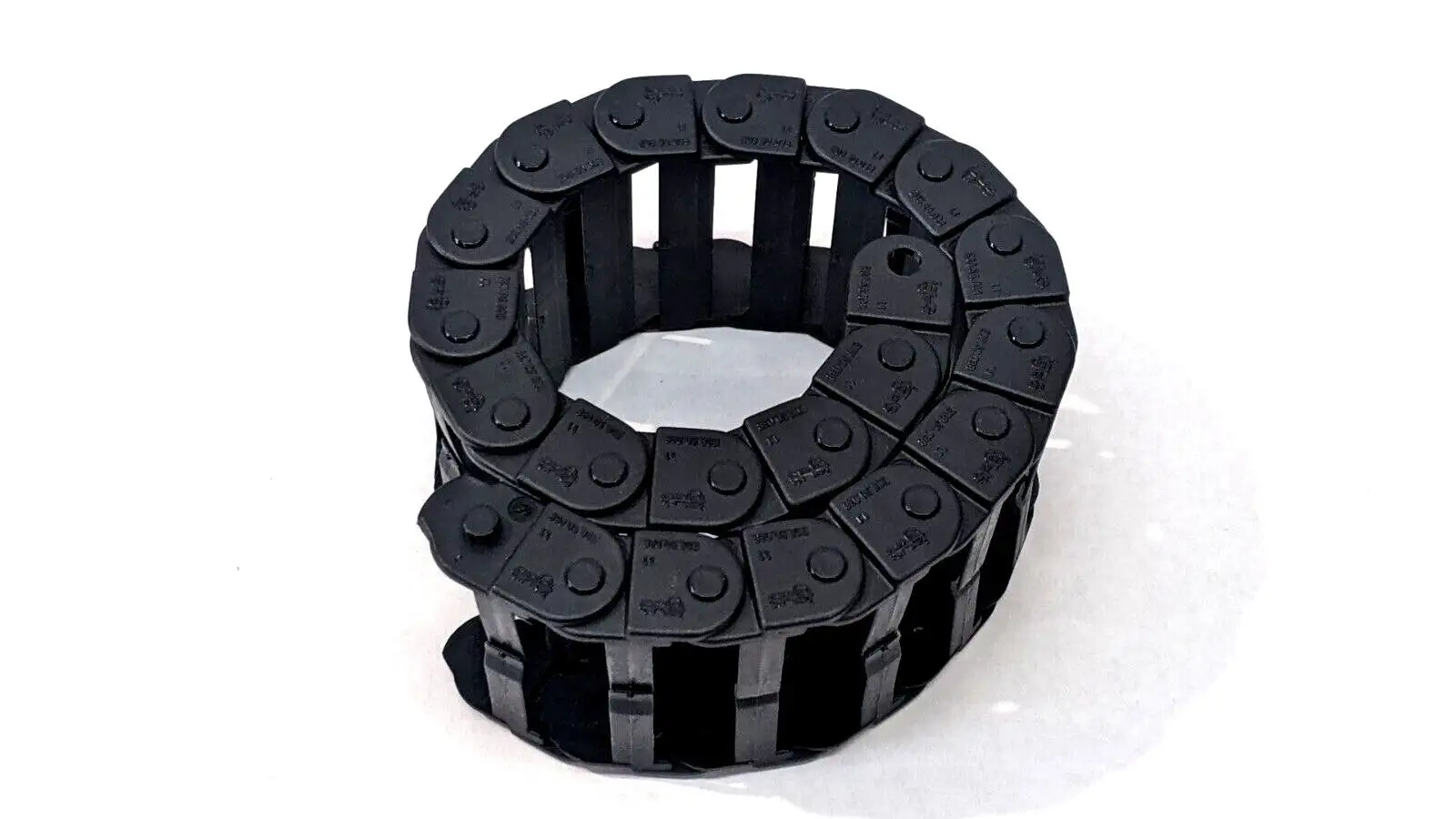 E08-50-038-0 | Igus E08.50.038.0 Series E08 Energy Chain 19 Links 16-1/2" OAL 50mm Width - New Other