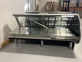 124-0052 Hussmann ESBD 16’ Remote Full Service Deli Case