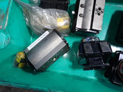 Pneumatic Actuators / Position Indicators