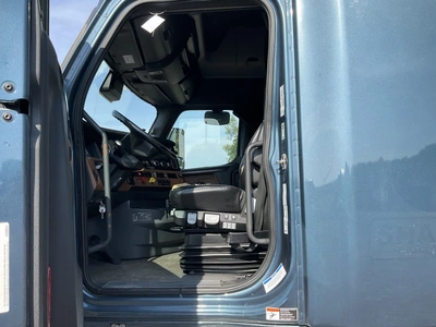 Used 2021 FREIGHTLINER CASCADIA 126 PT126064ST 6X4 Conventional trucks Michigan US | Miedema Asset Management Group #1413474