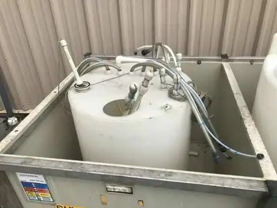 4-Bay Stainless Frame Hazardous Materials Spill Containment/Chemical Tank Holder