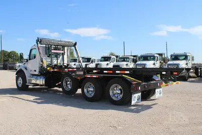 New | in-Stock 2027 PETERBILT 548 Rolloff Trucks Texas US | Roll Off Truck World #1492020