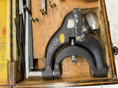 Used _UNKNOWN_ _UNKNOWN_ Radius Attachments Michigan US | Miedema Asset Management Group #1292433
