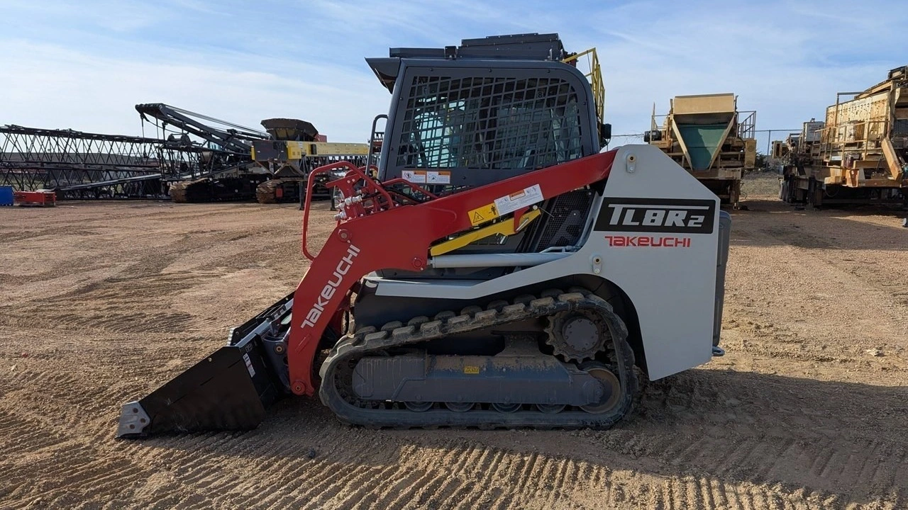 USED 2021 Takeuchi TL8R-2