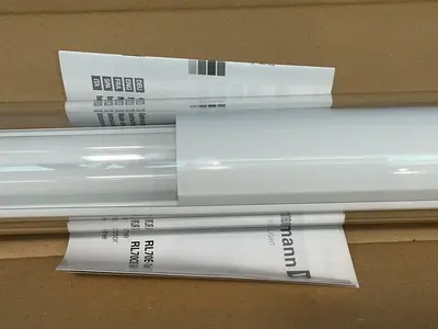 New | in-Stock WALDMANN RL70CE136 CNC Lights Ohio US | HGR 24 #1355911