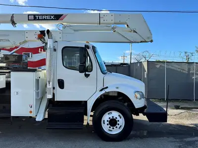 Used 2015 FREIGHTLINER M2 106 Tractors & Trailers Florida US | Truck and Van Outlet #1506283