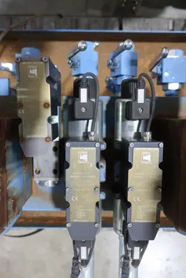 HYDRALIC FILTER ASSEMBLY