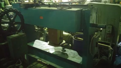 Used USM Travelling-Head Clicker Press Die Cutting Presses Quebec CA | Machineco #1262901