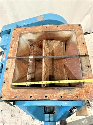 Used _UNKNOWN_ _UNKNOWN_ Air Locks West Virginia US | Cooper Industries #1409541