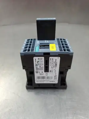 Siemens 3RT20162BB42 SIRIUS Contactor w/3RT29161BB00 Module (LOT OF 3) 4C44