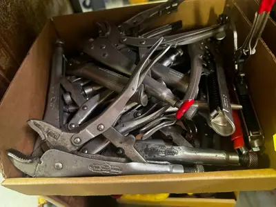 Used _UNKNOWN_ _UNKNOWN_ Pliers Ohio US | Myron Bowling Auctioneers Inc #1504096