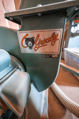 GRIZZLY G1028Z2 Dust Collectors | Elevation Machine (2)