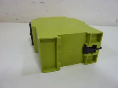 NEW PILZ PNOZXV2P0.5/24VDC2N/O2N/OFLX