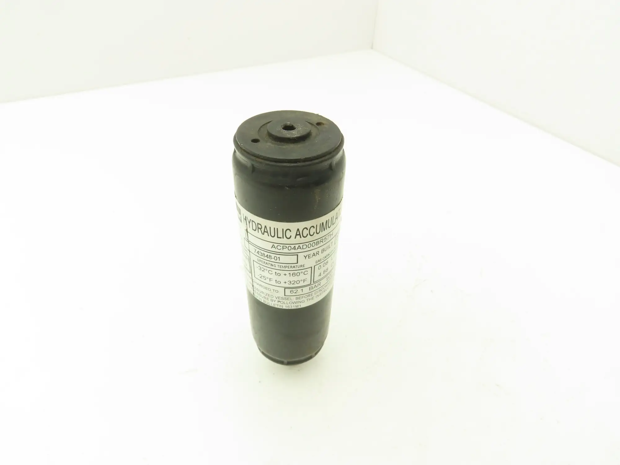Parker ACP04AD008R57H Forklift Hydraulic Accumulator 900 PSI Off Hyster E100XN