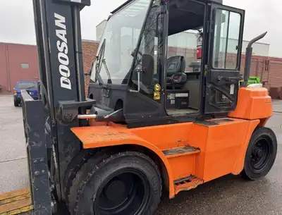 USED 2016 DOOSAN D90S-7
