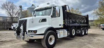 2024 VOLVO VHD84B Dump Trucks | Platinum Group (4)