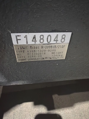 USED 2014 FANUC R-2000IB/210F + R30IB