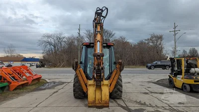 USED 2005 CASE 590SM