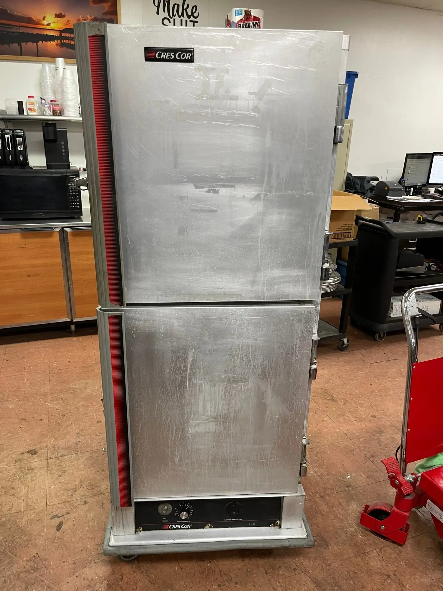 Used Cres-Cor Used Cres Cor Full Height Insulated 32 Pan Heated Holding Cabinet food Warmer 120V Hot Food Warming, Holding, & Transport Cabinets Illinois US | Falcon Restaurant Supply #1376282