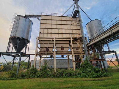 Used _UNKNOWN_ _UNKNOWN_ Silos New York US | Solutions 4 Manufacturing #1404208