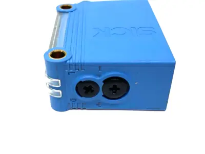 Used SICK PHOTOELECTRIC PROXIMITY SENSOR, BACKGROUND SUPP. 1081296 Photoelectric Sensors Michigan US | Maverick Industrial Sales #1090850