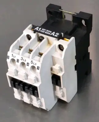 Danfoss IEC-947-4-1 Contactor Loc4E26