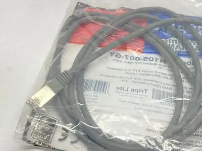 NEW EATON TRIPP LITE CAT5E GRAY MOLDED STP PATCH CABLE RJ45 7FT