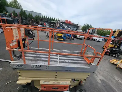 USED 2012 JLG 2646ES