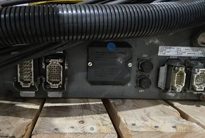 Used 2014 FANUC R-2000iB/210F + R-30iA Robots Michigan US | iGAM Industrial Marketplace #1176407