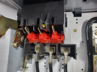 USED SQUARE D MODEL 6