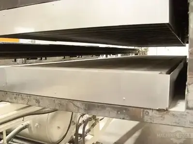 USED 1996 BROWN ROLL-FED