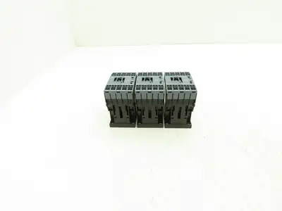 Siemens 3RH2131-2AK60 SIRIUS Contactor Relay 3NO + 1NC 120VAC Size S00 Lot of 3