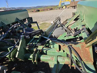 USED 1988 GREAT PLAINS 2SF30
