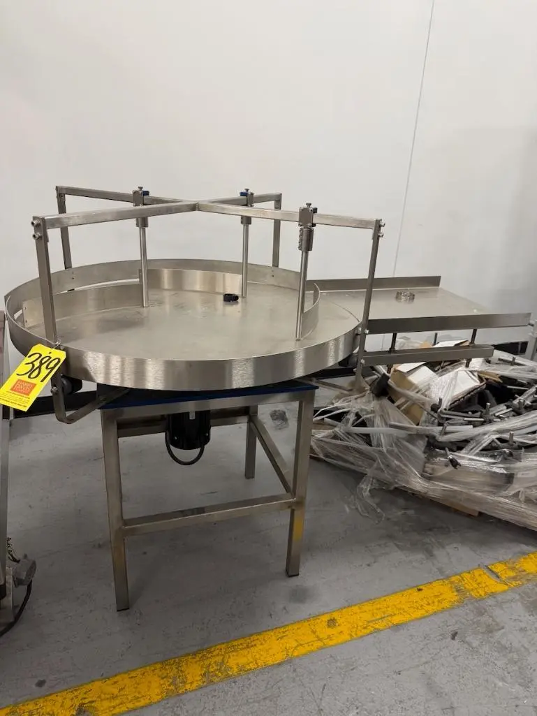 Used _UNKNOWN_ _UNKNOWN_ Accumulation Tables Rhode Island US | Federal Equipment Company #1347763