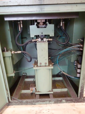 USED RAPID HP 208 CORNER CRIMPING