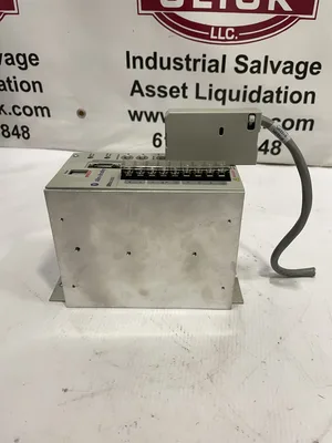 Allen-Bradley 2098-DSD-005-SE Ultra3000 Digital Servo Drive 120/240V 0-400Hz 1PH