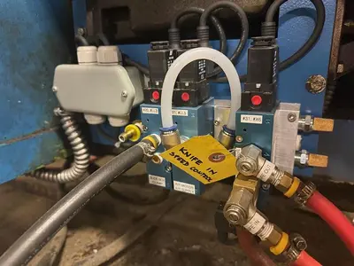 Used LEVER 500 Roll Splitters Pennsylvania US | Global Equipment International, LLC #1489706