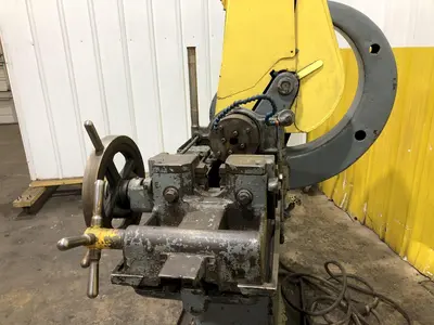 1" LANDIS SINGLE SPINDLE THREADER W/ 8R HEAD: STOCK #19071