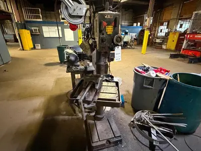 JET EQUIPMENT & TOOLS DRILL PRESS WITH VISE MA