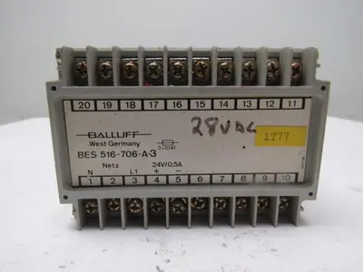 Balluff 516-706-A-3 Power Supply 24V DC 500MA  110V/220V