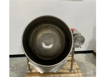 Used CLEVELAND CLEVELAND 60 GALLON TILTING KETTLE Cooking Kettles New York US | Michael Benalt Inc #1274291