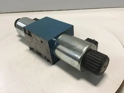 USED BOSCH 0 810 001 715