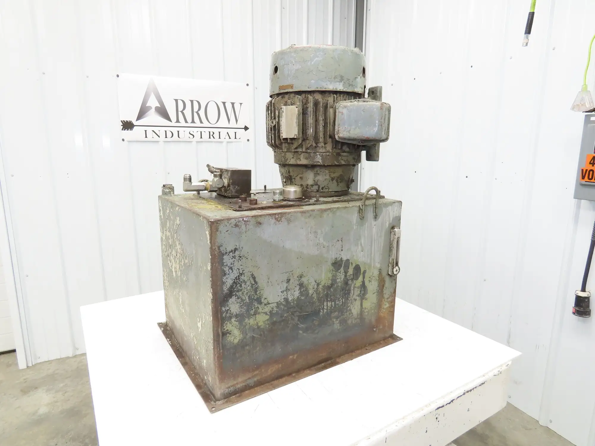 Denison T1C 014 21R Hydraulic Power Unit 30 Gallon 20GPM 15Hp 230/460V 3Ph