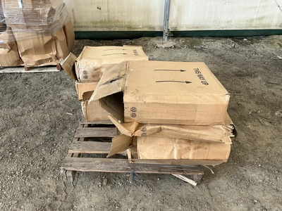 Used ARMSTRONG METALWORKS VECTOR 24”X24” CEILING TILES Home Building Material (Miscellaneous) Michigan US | Miedema Asset Management Group #1760636